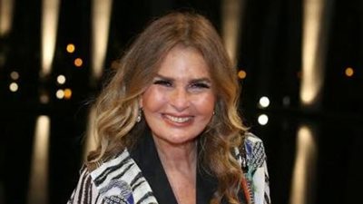 يسرا تواصل استعدادها لتصوير مسلسل ”أحلام سعيدة”