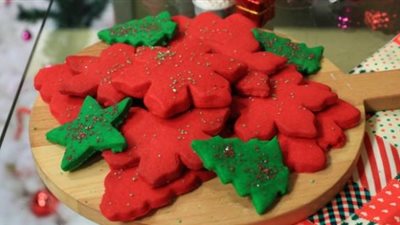 «زي المطاعم».. كيفية إعداد كوكيز الكريسماس الحادقة
