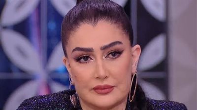 غادة عبد الرازق تخطف الأنظار بإطلالة محتشمة فى أحدث جلسة تصوير