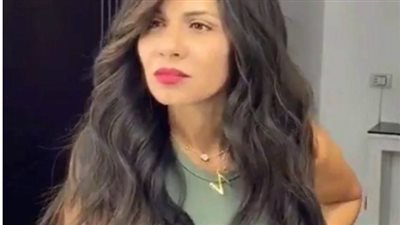 نجلاء بدر تجذب أنظار جمهورها بـ”لوك” مختلف