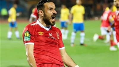 رسميا.. علي معلول يجدد تعاقده مع الأهلى موسمين