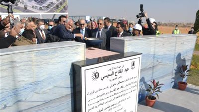 بالصور .. شاهد وضع حجر الأساس لأكبر مجمع طبي للأطفال في الشرق الأوسط بجامعة القاهرة