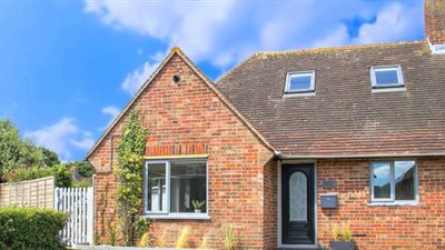 لن تصدق.. عقار مجاور لمنازل المشاهير معروض للبيع مقابل 2 جنيه فقط