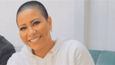 نجلة شيرين عبد الوهاب تكشف سر عن والدتها