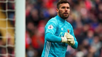 تقارير: تشيلسي يسعى للتعاقد مع حارس مرمى واتفورد