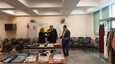 بالتعاون مع روتاري كايرو مدينتي .. طب حلوان تنظم المعرض الخيري للملابس