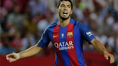 سواريز يقترب من يوفنتوس بعد هزيمة ليون