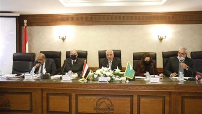 شاهد.. محافظ الجيزة يصدر توجيهات مشددة بشأن امتحانات نصف العام