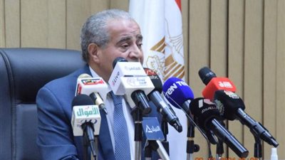 وزير التموين يعلن افتتاح 100 فرع لمشروع جمعيتى بقرى ”حياة كريمة”