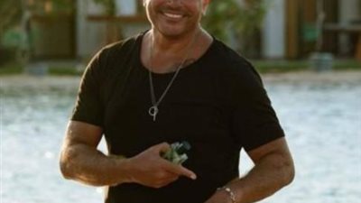 قصة اتهام الهضبة عمرو دياب بالتحرش بسبب إعلان ترويجي وأول رد فعل له