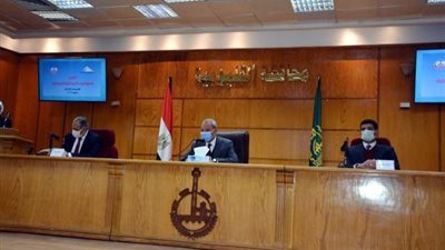 محافظ القليوبية يترأس اجتماع المجلس الإقليمي للسكان