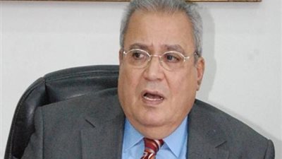 إيناس عبد الدايم تنعى جابر عصفور وزير الثقافة الأسبق