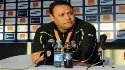 ضياء السيد : أطالب الخطيب بالنزول إلى غرفة الملابس يومياً