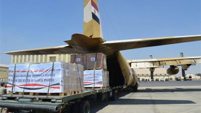 تكثيف الجسر الجوى المصرى لإرسال المساعدات العاجلة للبنان