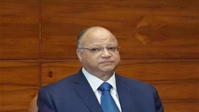 محافظ القاهرة يوجه رؤساء الأحياء بإستمرار مراجعة الجراجات