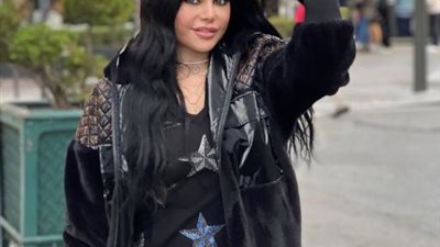 هيفاء وهبى تستعرض جمالها بجلسة تصوير فى شوارع باريس