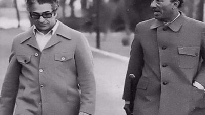 عبد الناصر اعترض.. والسادات اطلع علي ملفه الأمني.. أنيس منصور يتحدث عن علاقة الرؤساء بقصة زواجه