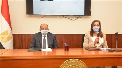 وزيرا التخطيط والتنمية المحلية يوقعان 3 بروتوكولات تعاون