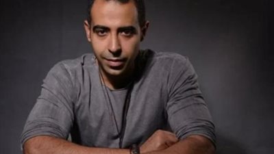 الموت يفجع محمد عدوية في شخص عزيز عليه