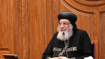 وزير العدل يهنئ البابا تواضروس بعيد الميلاد المجيد