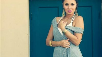 شاهد.. نجلاء بدر برفقة مي عمر من البروفات النهائية لـ ”لؤلؤ”