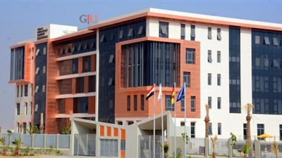 الجامعة الالمانية الدولية تسلم أوائل الثانوية العامة وثيقة 41 منحة دراسية كاملة