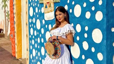 ملك قورة تتألق بإطلالة مميزة فى أحدث جلسة تصوير