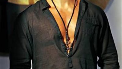 بدأ بالفوازير.. تعرف علي تاريخ عمرو دياب التمثيلي