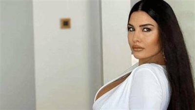 الشهرة في البانيو.. لاميتا فرنجيه الأكثر جرأة في أحدث ظهور «فيديو»