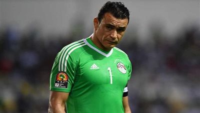 الحضرى و أبوجبل يتوجهان إلى الكاميرون بعد تعافيهما من فيروس كورونا