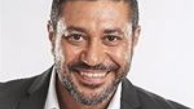 سرقة حساب محمد عز على فيس بوك وإنستجرام.. والفنان يحذر جمهوره