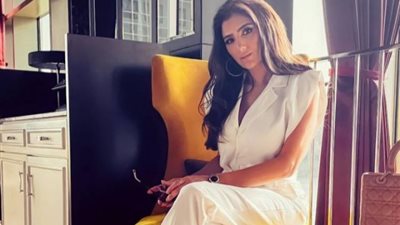 شاهد.. مي عمر تتألق بإطلالة منزلية في أحدث ظهور