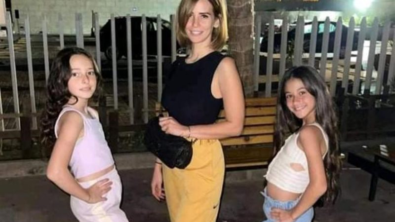 إيمان وبناتها