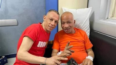شاهد.. أول ظهور لـ شريف دسوقي في المستشفى بعد بتر قدمه