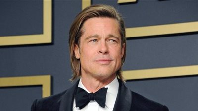 كل ما تريد معرفته عن حبيبة براد بيت الجديدة