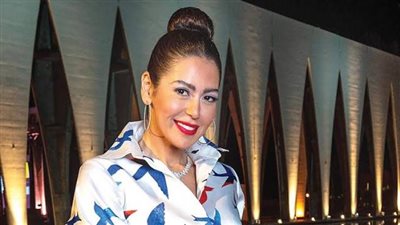 لقاء الخميسي: زوجى يشجعنى على أداء أدوارى الفنية