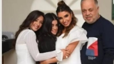 روجينا تدعم بناتها بعد إصابتهم بكورونا بصورة عائلية