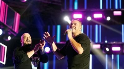 عمرو دياب يتألق في حفله الغنائي الأخير