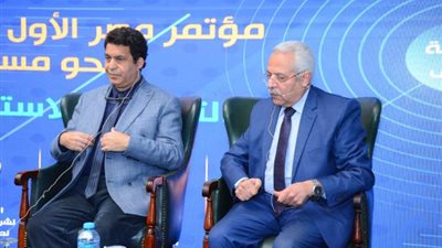 خبراء يضعون حلولا لمشكلة العجز في المدارس ..تفاصيل الجلسة الافتتاحية لمؤتمر مصر الأول للاستثمار في التعليم