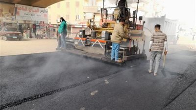 شاهد.. محافظ الجيزة يتابع أعمال رصف طريق ٦ أكتوبر وشوارع ترعه عبد العال 2 والنزهه والأسطبل