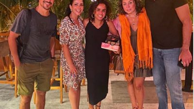 علا رشدي تحتفل بعيد ميلادها مع زوجها