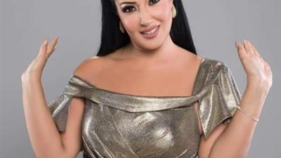 شاهد.. رد فعل سمية الخشاب بعد تعرضها للتحرش: هعلمك أزاى تبقي راجل