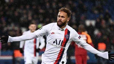 هل يغيب نيمار عن مواجهه بايرن ميونخ؟