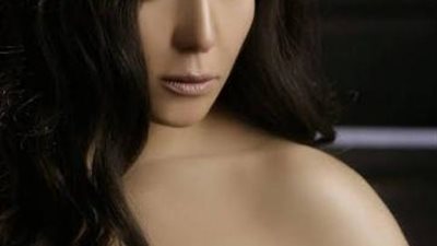 إصابة المطربة رحمة وعائلتها بفيروس كورونا