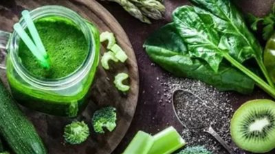 هل مشروبات ديتوكس فعالة لانقاص الوزن؟.. إليك الإجابة