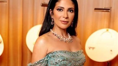 منى زكى تعلق علي الجدل المثار حول فيلمها الجديد ”أصحاب ولا أعز”