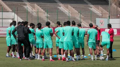 الزمالك ضد الأهلي.. معسكر الأحمر بين تركيز الشناوي ومرح أجاي.. و”الجوكر” يظهر بثوب القائد