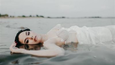 لقطات مضحكة.. تعرف على أغرب الصور لحفلات الزفاف