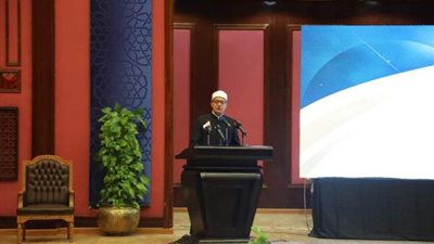 منها سن تشريعات لتجريمه.. مركز الأزهر للفلك يصدر 7 توصيات حول «التنجيم »