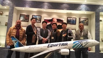 مصر للطيران للخدمات الجوية تستقبل وفدا كوريا